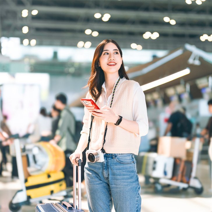 空港・宅配で受取・返却ができる、安心のWiFiレンタル充電器や変換プラグ付きで、出発から帰国まで快適に