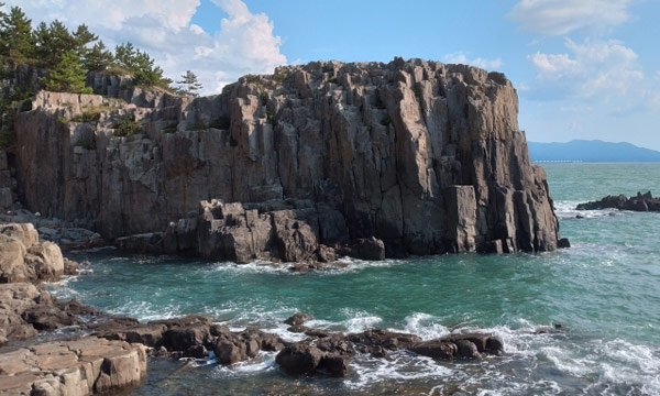 Tojinbo Cliffs