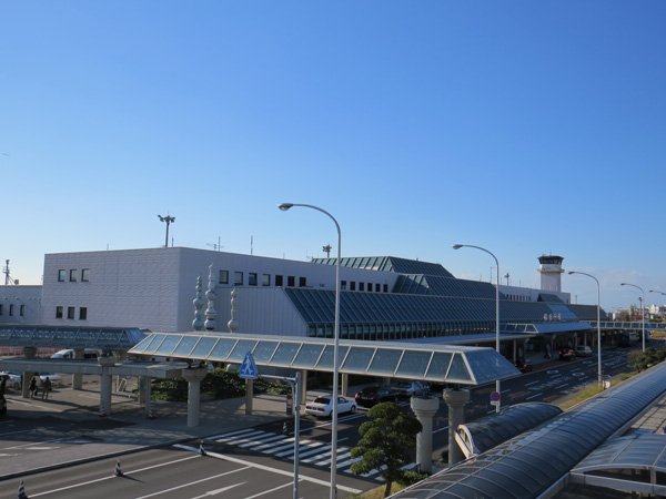 松山空港　外観写真